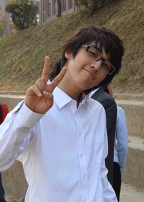 Năm 16 tuổi, Seungri chính thức ra mắt trong vai trò ca sĩ. Ảnh: Twitter