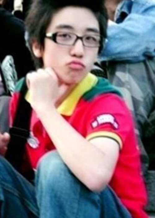 Chỉ sau 2 năm gia nhập nhóm Big Bang, Seungri đã giúp được bố mẹ mua một căn nhà ở quê. Ảnh: Twitter