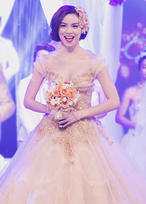 Trong nhiều năm nay, nữ ca sĩ thường xuyên được các thương hiệu váy cưới mời làm người đại diện. Ảnh: Đời sống pháp luật