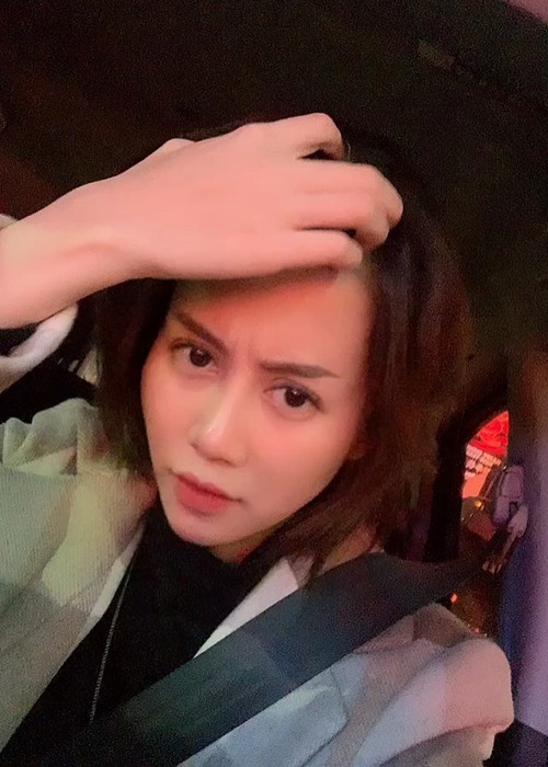 An Nguy vẫn đang ở Mỹ sau khi lùm xùm và chưa trở lại showbiz Việt như Kiều Minh Tuấn và Cát Phượng.