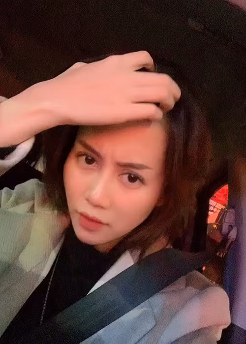 An Nguy vẫn đang ở Mỹ sau khi lùm xùm và chưa trở lại showbiz Việt như Kiều Minh Tuấn và Cát Phượng.