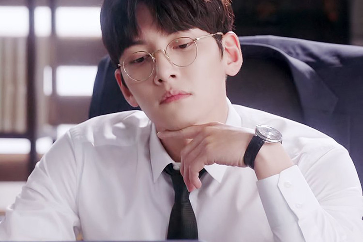 Lợi thế về ngoại hình giúp Ji Chang Wook tiến xa trong sự nghiệp diễn xuất. Ảnh: Twitter