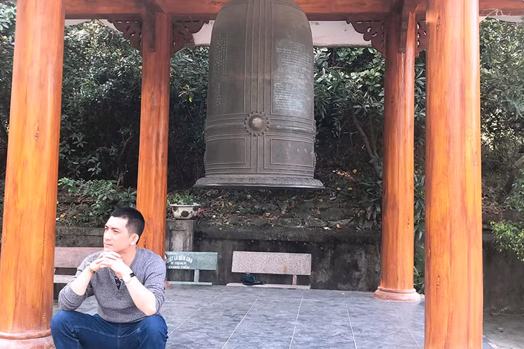 Với món nợ hàng chục tỷ đồng, Bảo Duy sống trong tâm trạng lo lắng, không yên. Trên trang cá nhân, anh liên tục đăng tải những chia sẻ đầy tâm trạng.