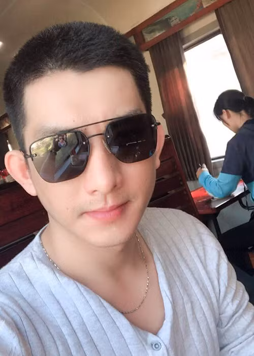 Khi con gái chào đời, Bảo Duy dường như phấn chấn, có động lực vượt qua khó khăn hơn. "Thế là đã có 3 nàng công chúa xinh đẹp và 1 hoàng tử. Sang năm chắc chắn sẽ sinh thêm 1 hoàng tử nữa. Con của ba Duy ai cũng thật là đẹp. Cảm ơn các con đã đến thế giới này”, anh tâm sự.