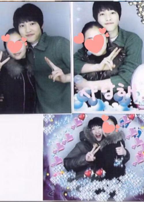 Năm 2016, Song Joong Ki lộ ảnh bên một trong bốn người bạn gái cũ. Chia sẻ trên báo chí, tài tử cho biết, anh rất buồn khi hình ảnh bị rò rỉ khiến cuộc sống của tình cũ bị ảnh hưởng. Ảnh: Khám phá