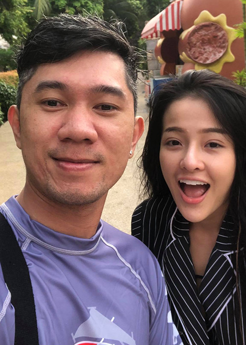 Từ khi gắn bó, Lương Bằng Quang và Ngân 98 gây không ít ồn ào. Tuy nhiên, mặc những lời chỉ trích, cặp đôi này vẫn gắn bó không rời.