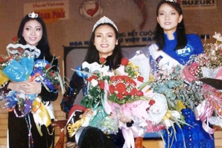 Năm 2000, Ngô Thanh Vân đoạt danh hiệu á hậu 2 cuộc thi Hoa hậu Việt Nam qua ảnh. Ảnh: Phụ nữ Việt Nam
