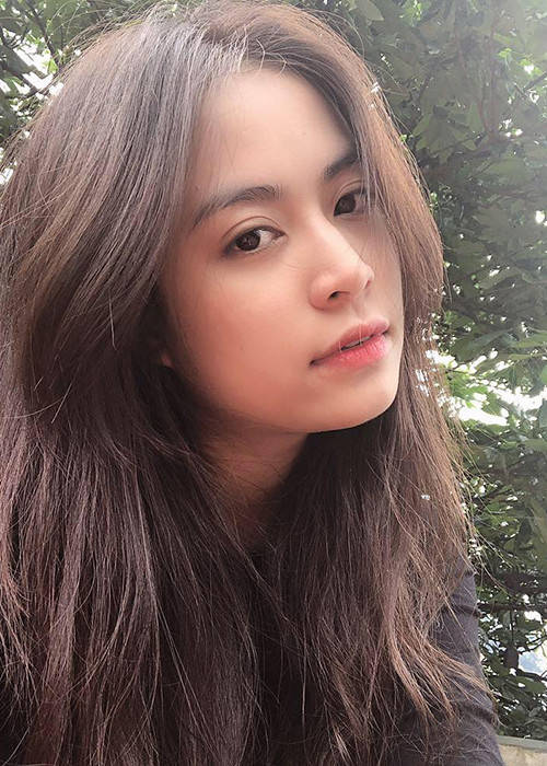 Hoàng Thùy Linh là một trong số ít mỹ nhân Việt lột xác không nhờ đến phẫu thuật thẩm mỹ.