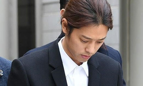 Jung Joon Young bi bat giam vi quay len va phat tan video sex