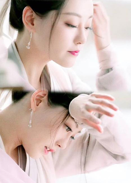 Giống như Trần Hân Dư, Chúc Tự Đan cũng hút hồn khán giả bởi nhan sắc kiều diễm.