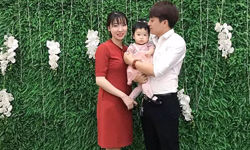 Con khoc thet vi thieu me, ong bo buoc long phai gia gai do danh-Hinh-2