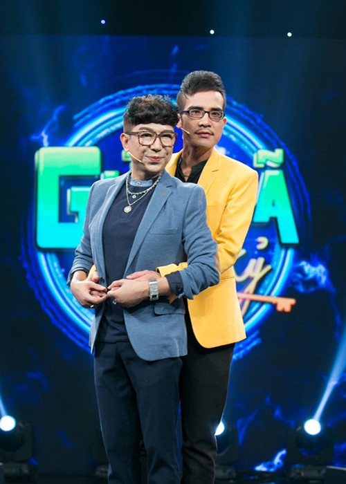 Ngoài đi hát, người tình tin đồn của Long Nhật còn đóng phim, làm MC. Ảnh: Dân Việt