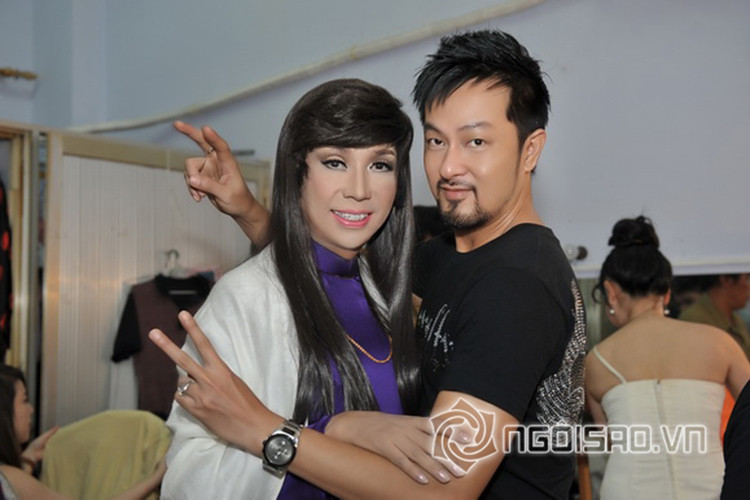 Tuy nhiên, theo một bài báo, người tình tin đồn của Long Nhật chỉ là chủ một cửa hàng nail tại Atlanta. Ảnh: Gia đình Việt Nam