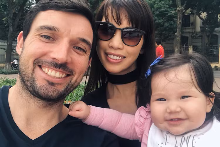 Sau 3 năm kết hôn với ông xã là giáo viên, Hà Anh đang có tổ ấm vô cùng viên mãn.