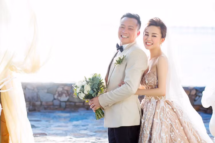 8/3, Vy Oanh không cần hoa hay quà bởi cô đã có món quà đặc biệt là ông xã.