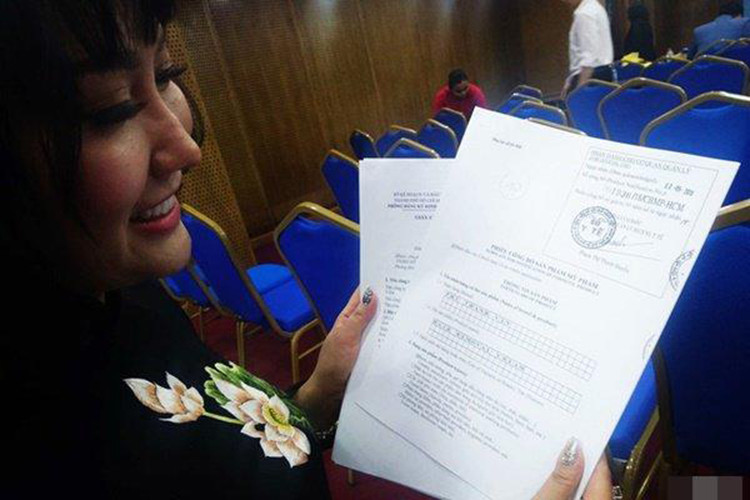 Đông đảo cư dân mạng cho rằng nữ diễn viên đang phải chịu nhiều biến chứng của việc dao kéo quá đà. Ảnh: Khám phá