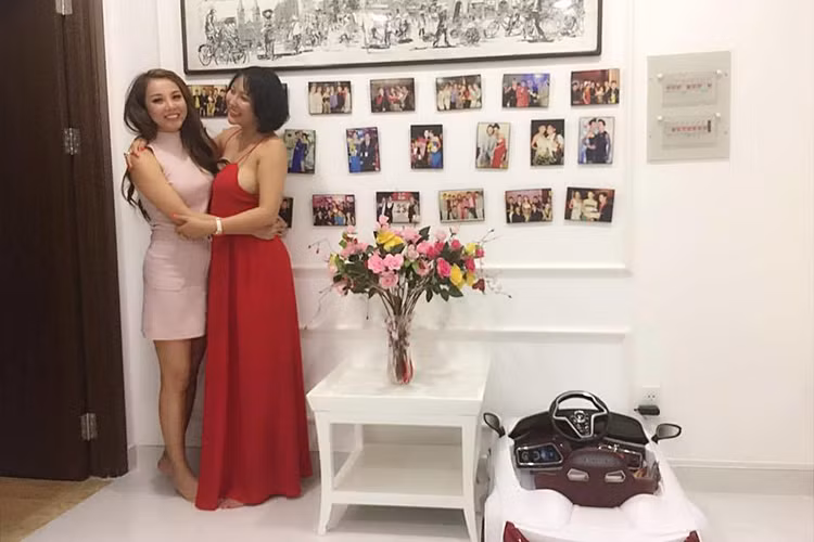 2 năm trước, Phi Thanh Vân dao kéo 3 vòng để có có số đo 93-60-104. Ảnh: Yan