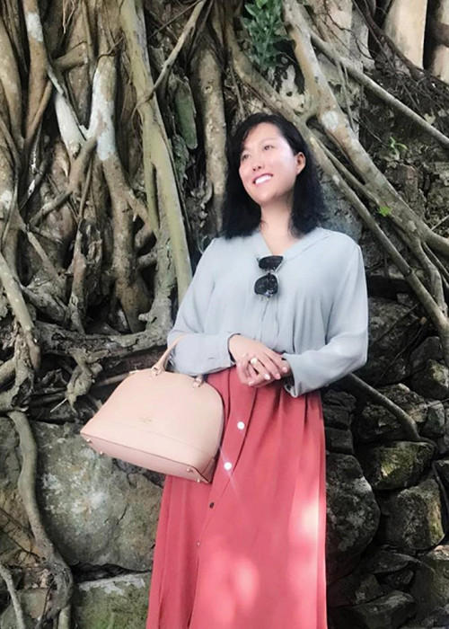 Không ít người lo lắng nếu Phi Thanh Vân tiếp tục dao kéo, nhan sắc của cô e rằng sẽ ngày càng đi xuống. Ảnh: FBNV