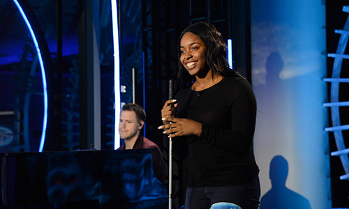 Giong ca Viet khien Katy Perry “dung hinh” co tien xa o American Idol?-Hinh-5