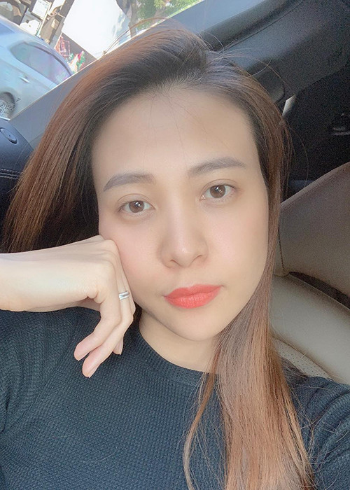 Đàm Thu Trang trở thành người phụ nữ đặc biệt nhất của Cường Đô la khi là người đầu tiên anh công khai làm lễ ăn hỏi.