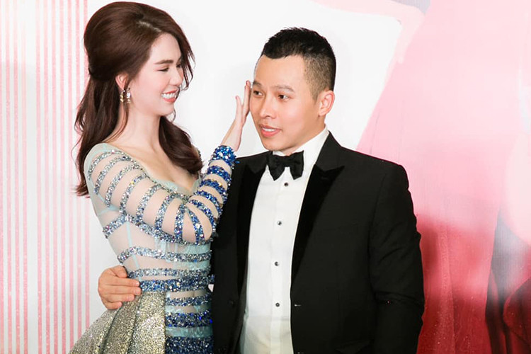 Tên tuổi của Khắc Tiệp gắn liền với Ngọc Trinh khi chính anh đã đưa chân dài gốc Trà Vinh này thành nữ hoàng nội y.