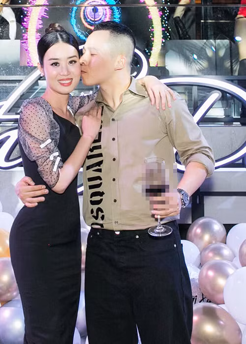 Ngoài Ngọc Trinh, một người phụ nữ khác luôn được Khắc Tiệp nhắc đến là Minh Phương.