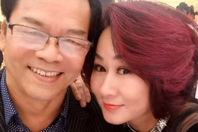 Trên trang cá nhân, cặp đôi cũng thường xuyên chia sẻ hình ảnh hạnh phúc bên nhau. Ảnh: Dân Việt