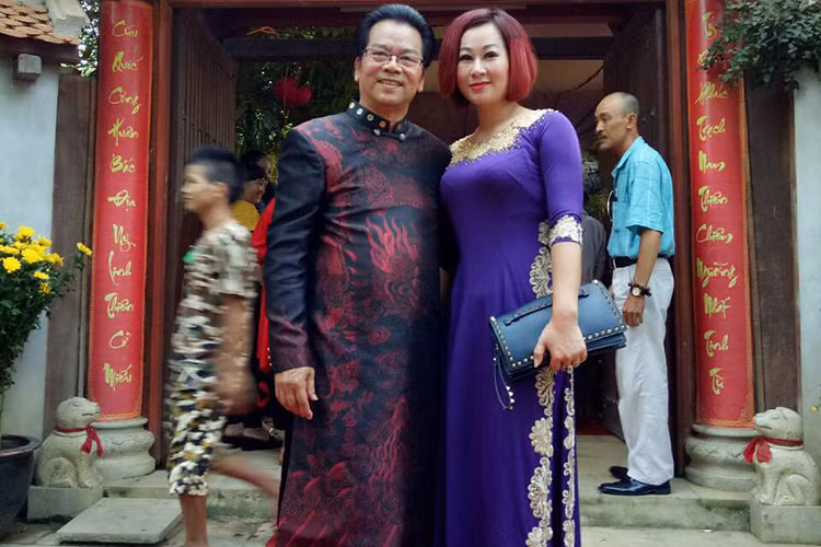 Trên Phụ nữ Việt Nam, nam nghệ sĩ cho biết, Bích Vân luôn ủng hộ đam mê, nhiệt huyết và khát vọng với sự nghiệp của chồng. Ảnh: FBNV