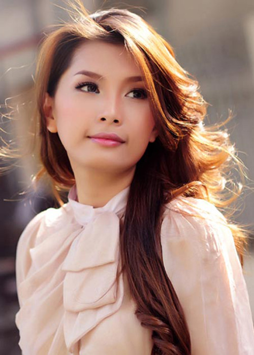 Vào năm 2014, sau nửa năm chia tay mối tình đầu, người đẹp đã tìm được tình yêu mới. Ảnh: Khám phá