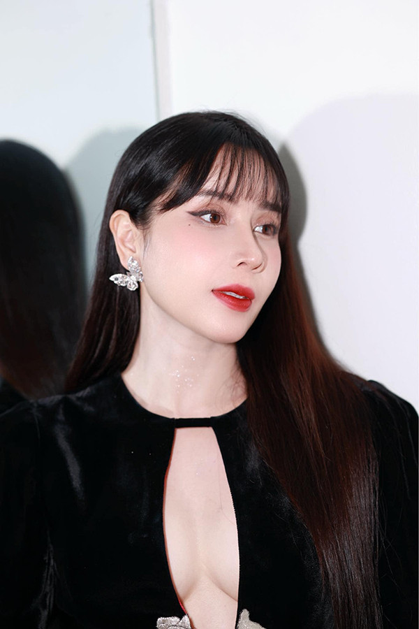 Lưu Hương Giang giờ ra sao sau chia tay Hồ Hoài Anh? Luu Huong Giang gio ra sao sau chia tay Ho Hoai Anh?