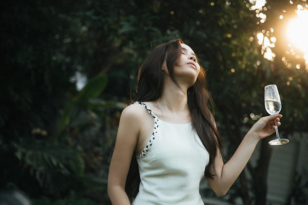 Lưu Hương Giang giờ ra sao sau chia tay Hồ Hoài Anh? - Hình 5 Luu Huong Giang gio ra sao sau chia tay Ho Hoai Anh?-Hinh-5