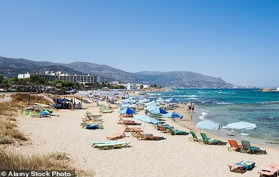 Thieu nu 16 tuoi bi cuong hiep trong nha ve sinh quan bar