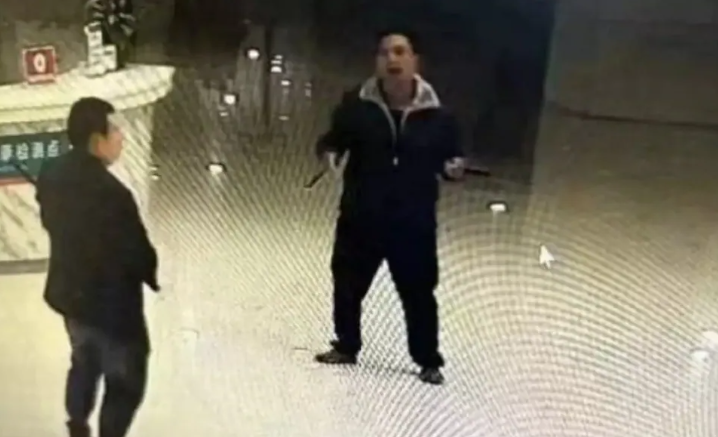 Thông tin mới vụ đâm dao hơn 20 người thương vong ở Trung Quốc Thong tin moi vu dam dao hon 20 nguoi thuong vong o Trung Quoc