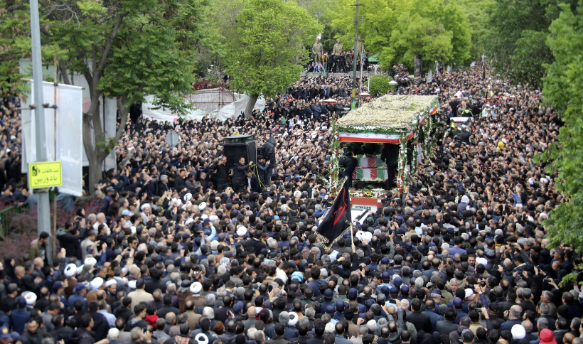 Hinh anh ngay dau quoc tang Tong thong Iran-Hinh-2