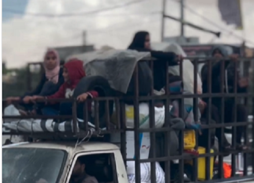 Canh nguoi dan Palestine un un so tan khoi thanh pho Rafah-Hinh-6