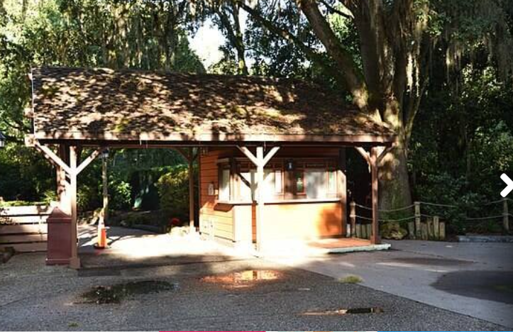 Khu vực bán vé vào công viên River Country.