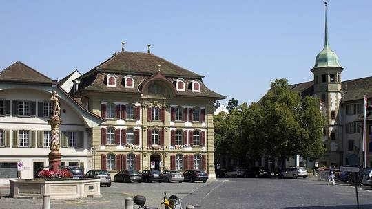 Dam dao kinh hoang o Thuy Si, nhieu nguoi bi thuong