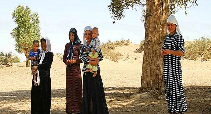 Cuộc sống yên bình của người dân ở ngôi làng Darya Boyi.