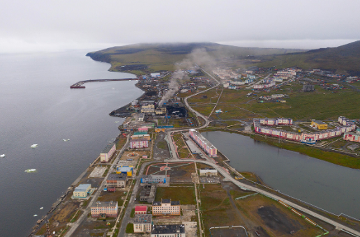 Quang cảnh thành phố Pevek nhìn từ trên cao.
