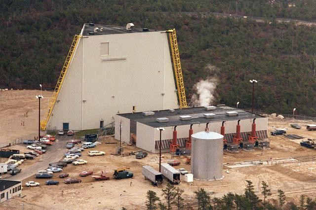 Hệ thống radar AN/FPS-115 có thể phát hiện tên lửa đạn đạo được phóng từ khoảng cách 5.000 km và bám bắt mục tiêu với độ chính xác cao từ khoảng cách 2.000 km.