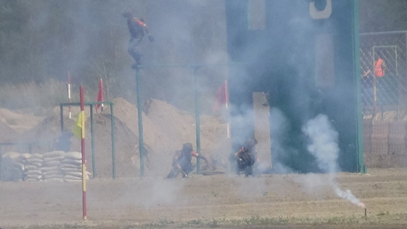 Theo Đại tá Nguyễn Hồng Giang, Phó tham mưu trưởng Binh chủng Công binh, Trưởng đoàn Công binh, Tổ Công binh xung kích đã có một ngày thi đấu xuất sắc, đóng góp vào thành tích chung của toàn đội ở trận chung kết.