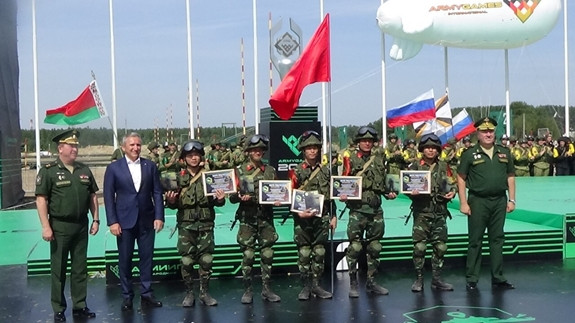 Tổ Công binh xung kích Đội tuyển Công binh Việt Nam giành giải Nhất.