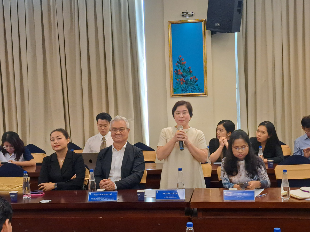 Kiều bào doanh nhân, trí thức hiến kế cho sự phát triển TP HCM - Hình 4 Kieu bao doanh nhan, tri thuc hien ke cho su phat trien TP HCM-Hinh-4