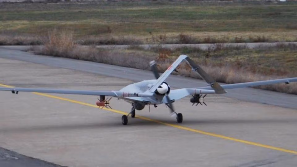 Những nhận định trên được đưa ra trong bối cảnh trước đó không lâu Thổ Nhĩ Kỳ đã tuyên bố sẵn sàng giúp Ukraine giành lại quyền kiểm soát bán đảo Crimea, đây được cho là một mối đe dọa rất nghiêm trọng đối với lợi ích của Nga, và Ankara cũng bày tỏ ý định sẽ hỗ trợ Kiev ở khu vực Biển Đen - Biển Azov.