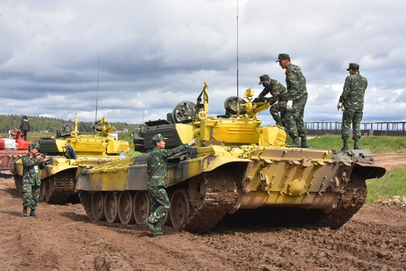 Xe tăng T-72 B3, hiện đang có trong biên chế Quân đội Nga, từng được sử dụng cho thi đấu ở Army Games năm 2018- có Đội tuyển Xe tăng QĐND Việt Nam tham gia, nên các thành viên gần như không có sự bỡ ngỡ.
