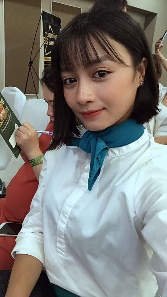 Mạnh mẽ, hết mình trên sân cỏ nhưng ngoài đời thường, Hoàng Thị Loan thường xuyên có những giây phút đáng yêu khi tập luyện hay vui chơi cùng đồng đội. Trên mạng xã hội, cô chăm chỉ chia sẻ hình ảnh cuộc sống riêng. Ảnh: FBNV.