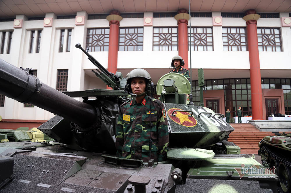 Bo doi xe tang, xe boc thep manh nhat Viet Nam tu hoi trong ngay dac biet-Hinh-10