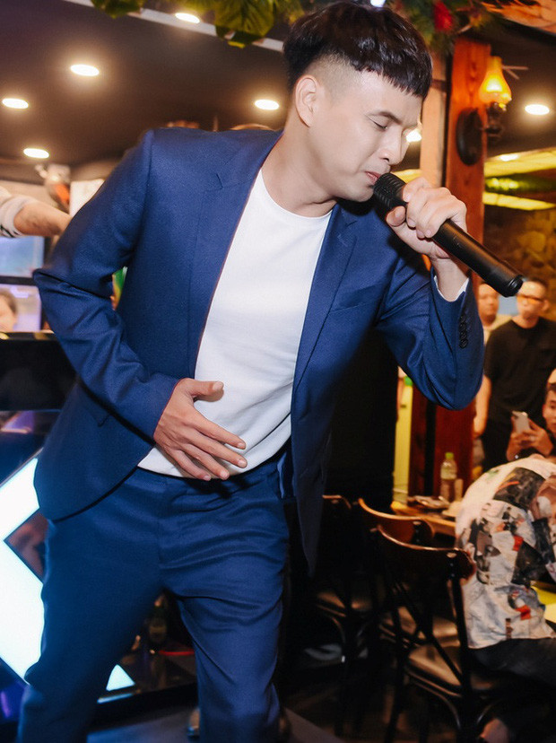 Ho Quang Hieu lan dau noi ve scandal doi tu gay xon xao thoi gian vua qua-Hinh-2