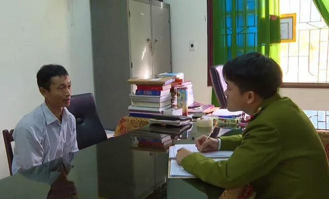 Ga dan ong hiep dam hang xom, bo tron 25 nam van sa luoi