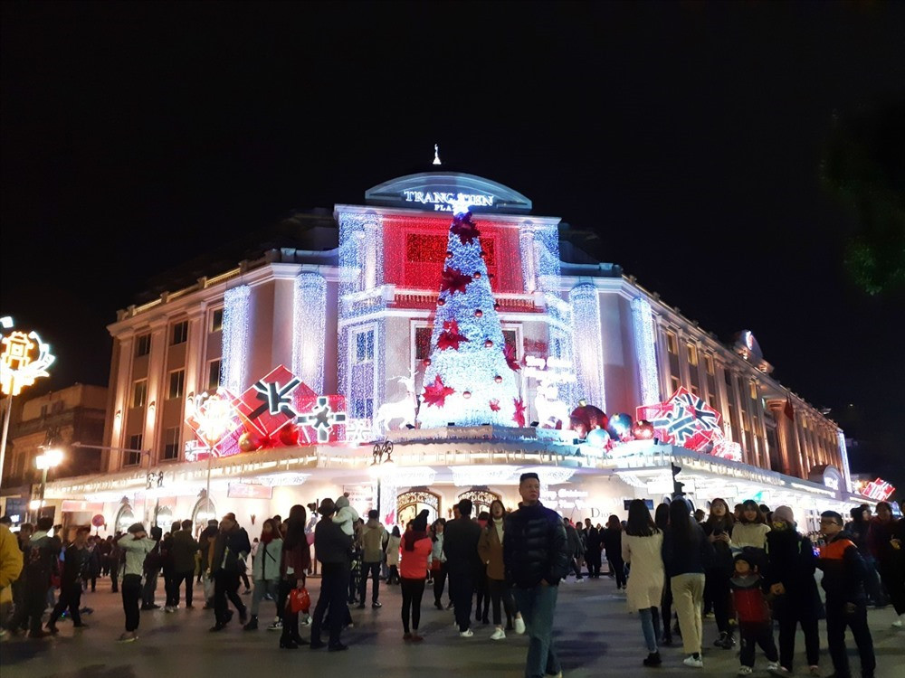 Các khu trung tâm thương mại cũng là địa điểm không thể bỏ lỡ trong ngày nghỉ Tết Dương lịch 2020. Ảnh: LDO.
